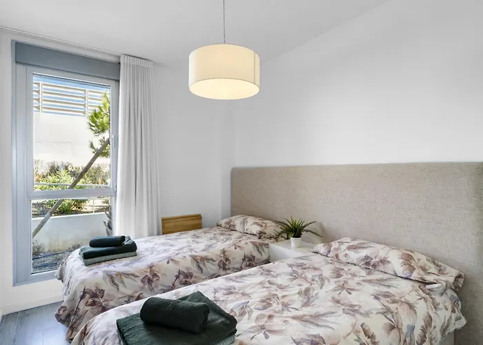 Oceana Views - 2 Bedroom By Finest *