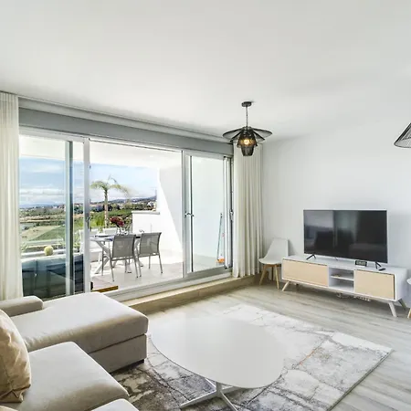 Oceana Views - 2 Bedroom By Finest